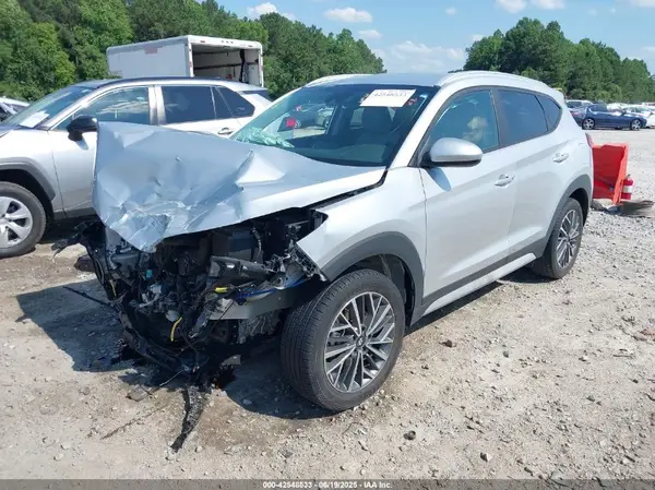 KM8J33AL2KU931922 2019 HYUNDAI TUCSON - Image 2