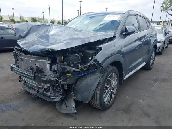 KM8J33AL2KU954388 2019 HYUNDAI TUCSON - Image 2