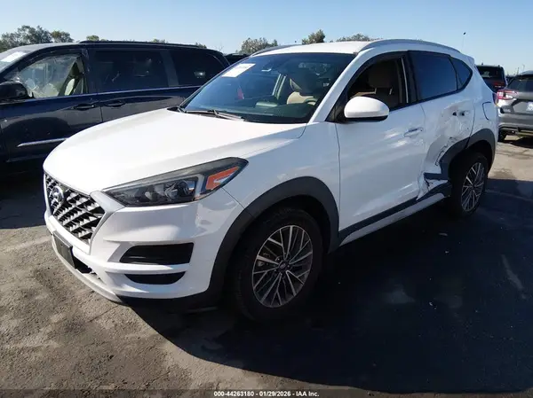 KM8J33AL2KU982837 2019 HYUNDAI TUCSON - Image 2
