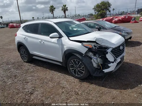 KM8J33AL2LU106402 2020 HYUNDAI TUCSON - Image 1