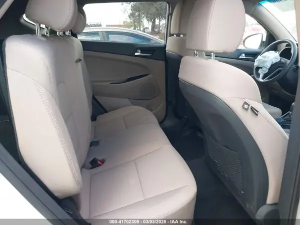 KM8J33AL2LU106402 2020 HYUNDAI TUCSON - Image 8