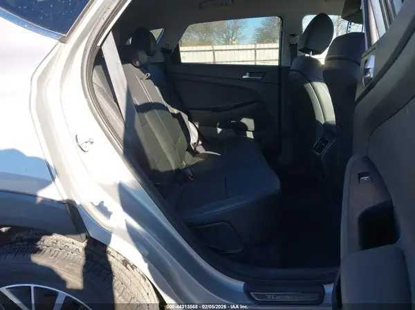 KM8J33AL2LU118209 2020 HYUNDAI TUCSON - Image 8