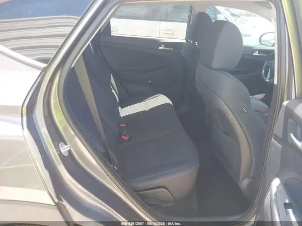 KM8J33AL2LU157513 2020 HYUNDAI TUCSON - Image 8
