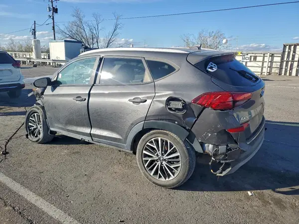 KM8J33AL2LU165319 2020 HYUNDAI TUCSON - Image 2
