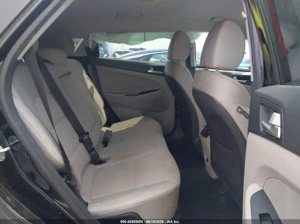 KM8J33AL2LU210016 2020 HYUNDAI TUCSON - Image 8