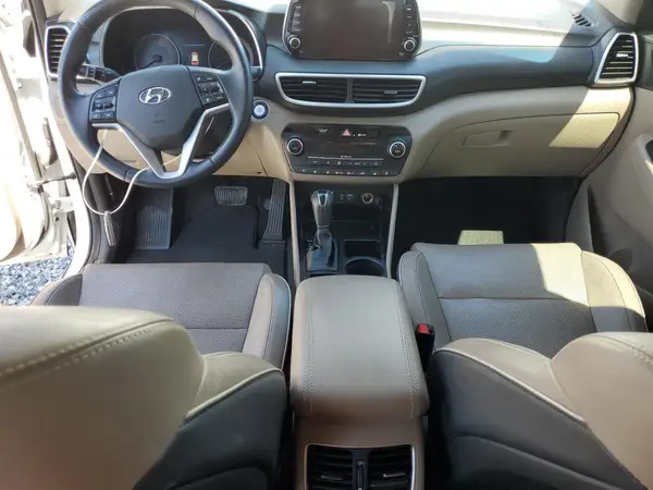 KM8J33AL2LU211859 2020 HYUNDAI TUCSON - Image 8