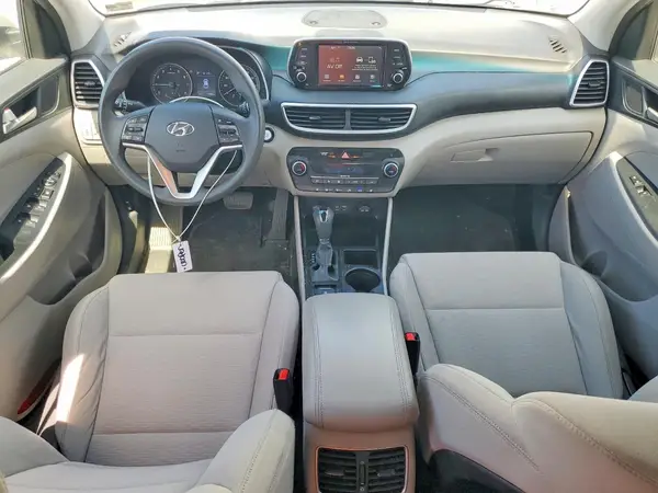 KM8J33AL2LU215488 2020 HYUNDAI TUCSON - Image 8
