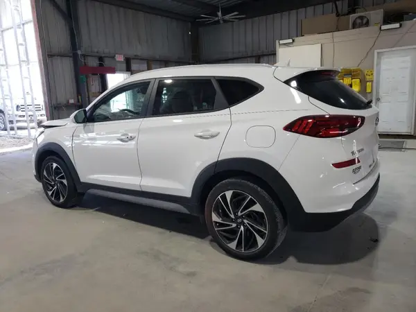 KM8J33AL2MU284831 2021 HYUNDAI TUCSON - Image 2