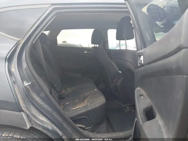 KM8J33AL2MU298776 2021 HYUNDAI TUCSON - Image 8