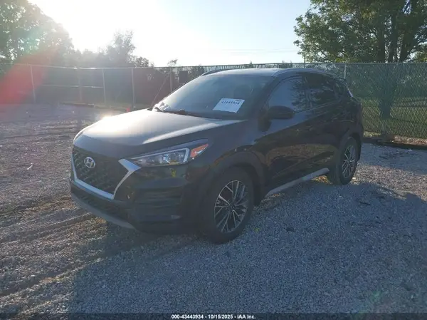 KM8J33AL2MU302678 2021 HYUNDAI TUCSON - Image 2