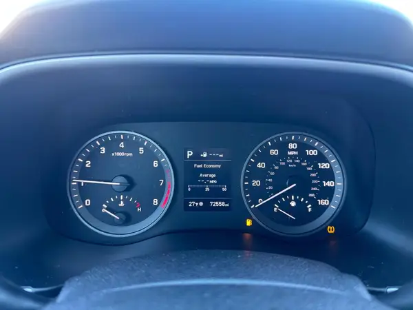 KM8J33AL2MU315527 2021 HYUNDAI TUCSON - Image 8