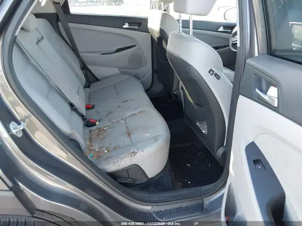 KM8J33AL2MU375291 2021 HYUNDAI TUCSON - Image 8