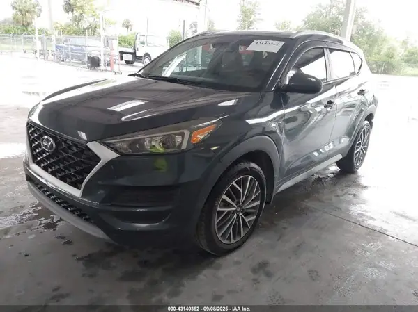 KM8J33AL2MU388882 2021 HYUNDAI TUCSON - Image 2