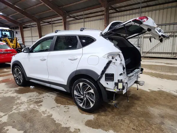 KM8J33AL2MU405079 2021 HYUNDAI TUCSON - Image 2