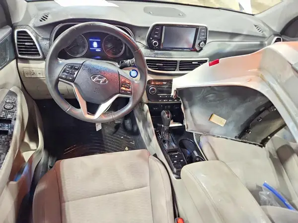 KM8J33AL2MU405079 2021 HYUNDAI TUCSON - Image 8