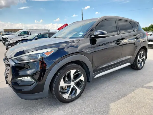 KM8J33AL3JU744042 2018 HYUNDAI TUCSON - Image 1