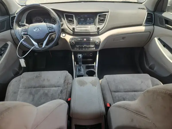 KM8J33AL3JU802862 2018 HYUNDAI TUCSON - Image 8