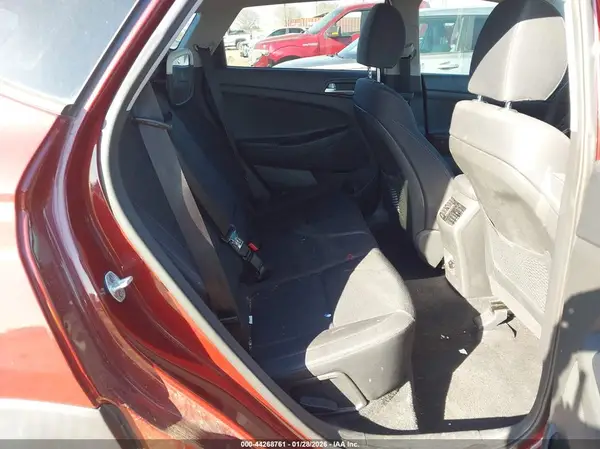 KM8J33AL3KU011037 2019 HYUNDAI TUCSON - Image 8