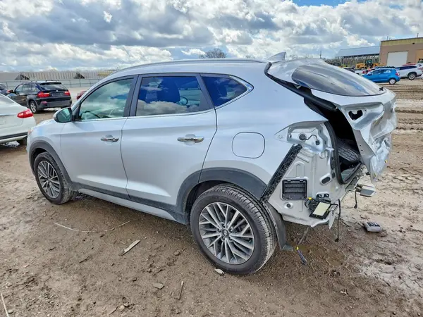 KM8J33AL3KU032518 2019 HYUNDAI TUCSON - Image 2