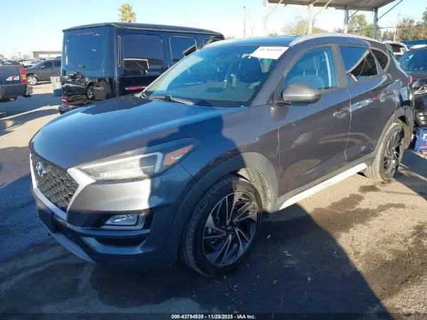 KM8J33AL3KU860827 2019 HYUNDAI TUCSON - Image 2
