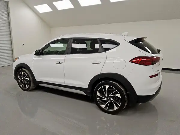KM8J33AL3KU874095 2019 HYUNDAI TUCSON - Image 2