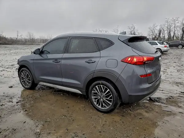 KM8J33AL3KU878230 2019 HYUNDAI TUCSON - Image 2