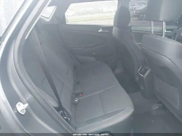 KM8J33AL3KU965500 2019 HYUNDAI TUCSON - Image 8