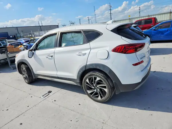 KM8J33AL3KU985293 2019 HYUNDAI TUCSON - Image 2
