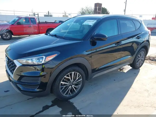 KM8J33AL3LU102827 2020 HYUNDAI TUCSON - Image 2