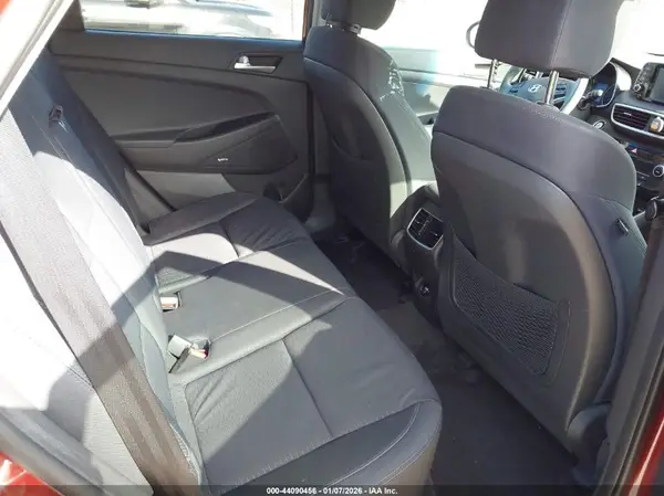 KM8J33AL3LU132636 2020 HYUNDAI TUCSON - Image 8