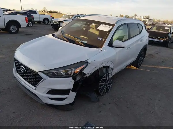 KM8J33AL3LU151591 2020 HYUNDAI TUCSON - Image 2