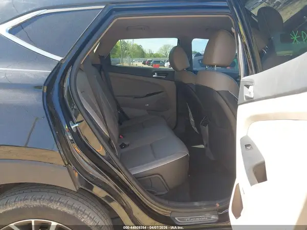 KM8J33AL3LU222899 2020 HYUNDAI TUCSON - Image 8