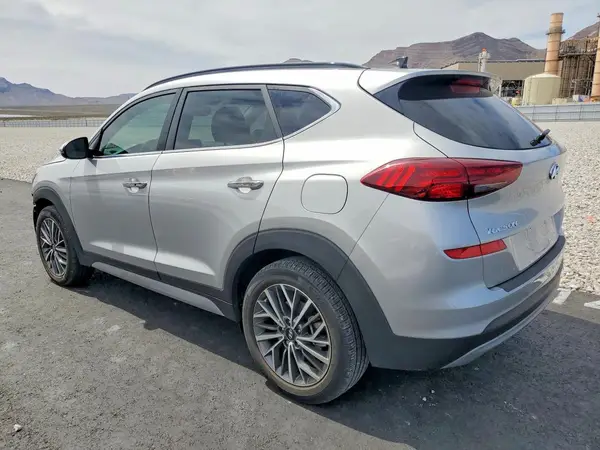 KM8J33AL3LU240979 2020 HYUNDAI TUCSON - Image 2