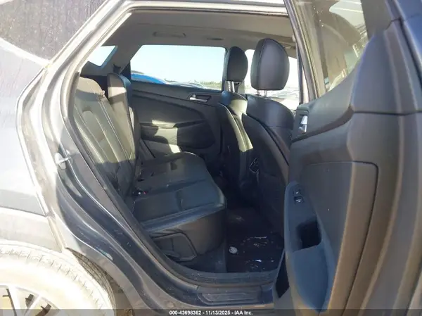 KM8J33AL3MU299872 2021 HYUNDAI TUCSON - Image 8