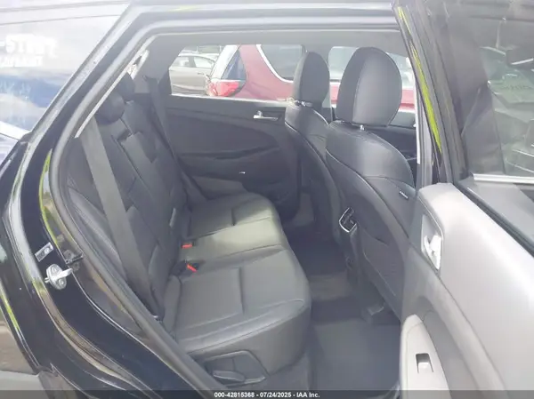 KM8J33AL3MU304696 2021 HYUNDAI TUCSON - Image 8