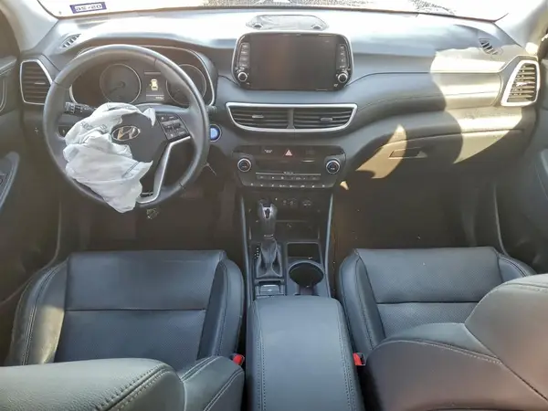 KM8J33AL3MU310532 2021 HYUNDAI TUCSON - Image 8