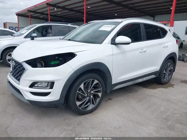 KM8J33AL3MU318520 2021 HYUNDAI TUCSON - Image 2