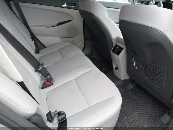 KM8J33AL3MU328402 2021 HYUNDAI TUCSON - Image 8