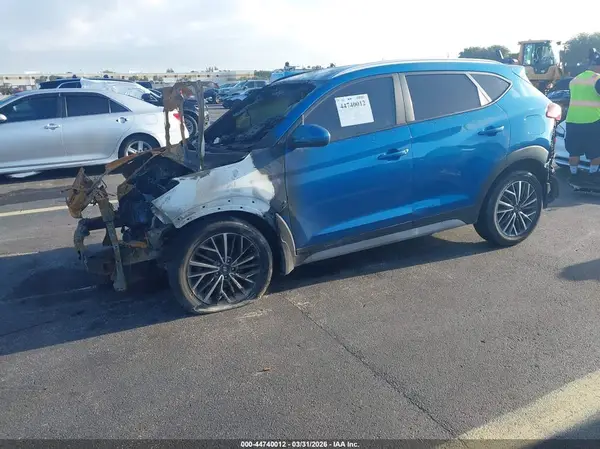 KM8J33AL3MU333437 2021 HYUNDAI TUCSON - Image 2