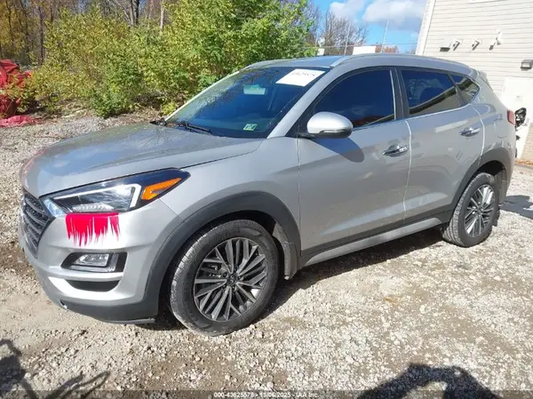 KM8J33AL3MU355048 2021 HYUNDAI TUCSON - Image 2