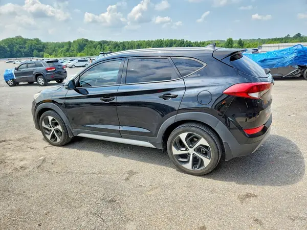 KM8J33AL4JU817855 2018 HYUNDAI TUCSON - Image 2
