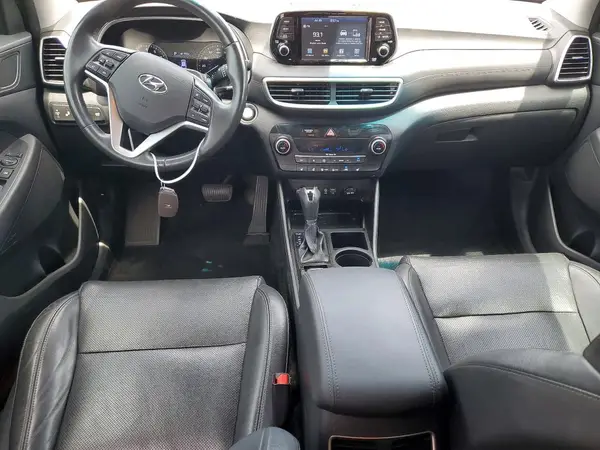 KM8J33AL4KU012746 2019 HYUNDAI TUCSON - Image 8