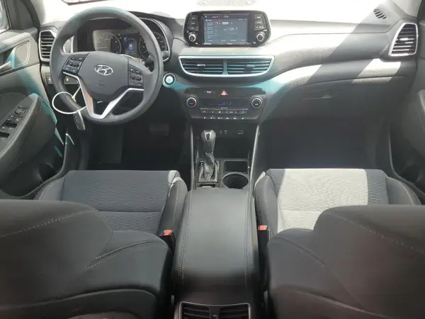 KM8J33AL4KU017381 2019 HYUNDAI TUCSON - Image 8