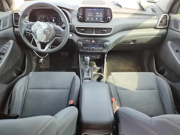 KM8J33AL4KU031989 2019 HYUNDAI TUCSON - Image 8