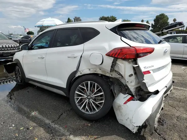 KM8J33AL4KU894579 2019 HYUNDAI TUCSON - Image 2