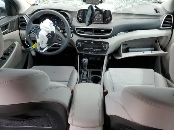 KM8J33AL4KU894579 2019 HYUNDAI TUCSON - Image 8