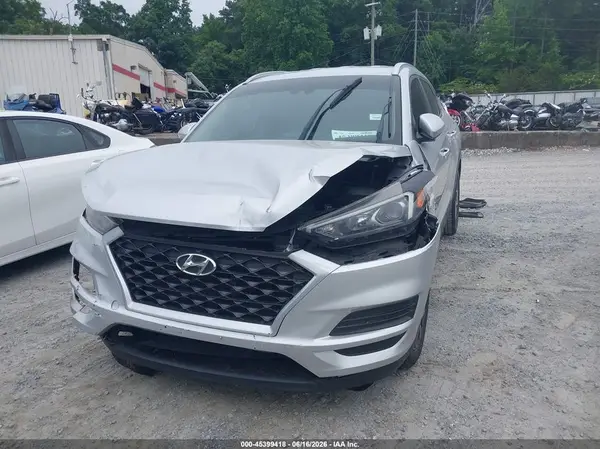 KM8J33AL4KU896624 2019 HYUNDAI TUCSON - Image 2