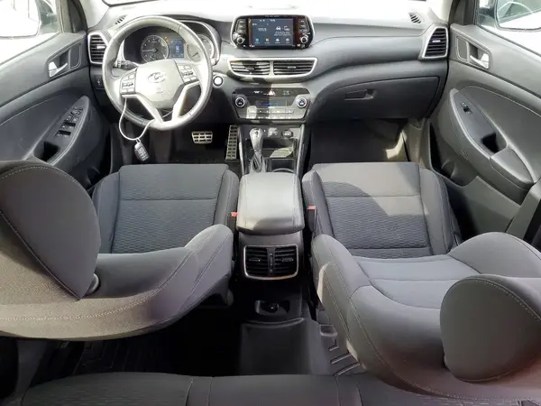 KM8J33AL4KU944705 2019 HYUNDAI TUCSON - Image 8