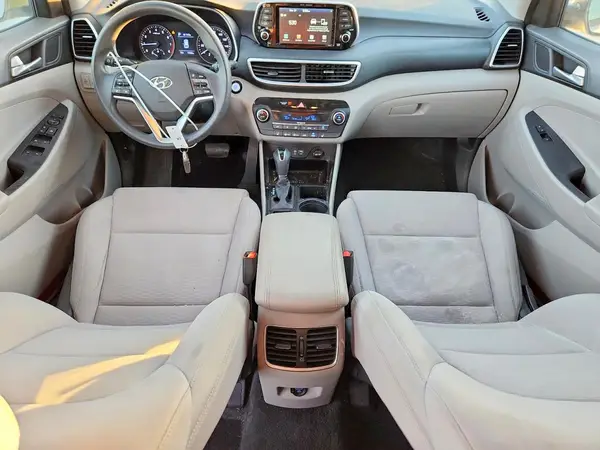 KM8J33AL4KU977736 2019 HYUNDAI TUCSON - Image 8