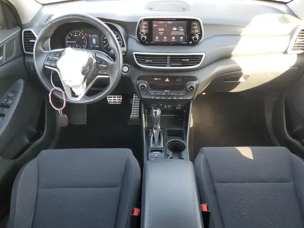 KM8J33AL4KU988588 2019 HYUNDAI TUCSON - Image 8